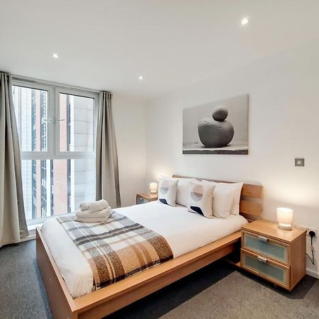 Fully Serviced Two Bed Apartment By Excel & O2 London Bagian luar foto